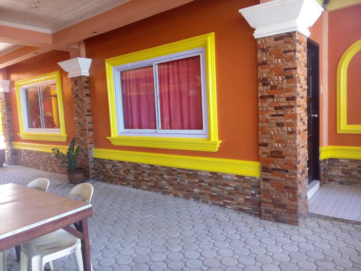 Jun And Carol Beach Cottages Pagudpud Exterior photo